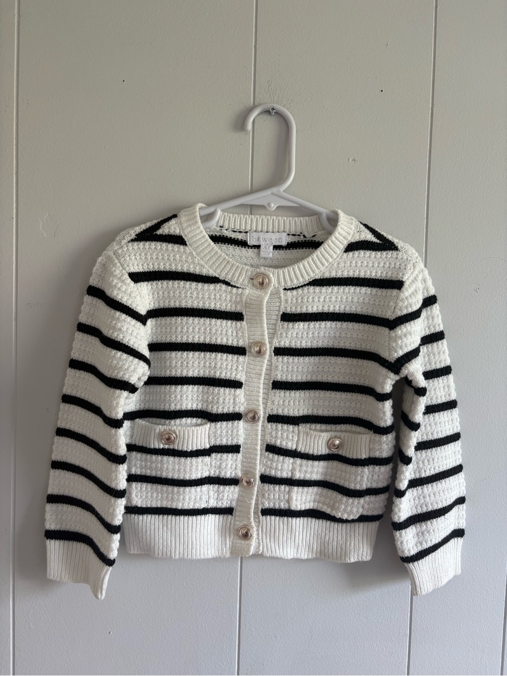 Girls 4T Between Striped Knit Cardigan in White and Black